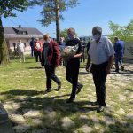 IMG-1be18a15ec7739bea8393fcf1954515f-V