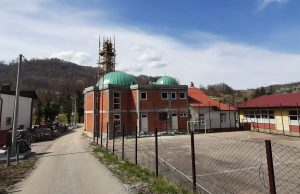MZ Podgajevi: Izgradnja džamije