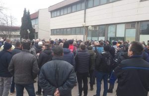 Nakon radnog neposluha u Rudniku Kreka površinski kop Dubrave postignut dogovor sa upravom,nema otpuštanja radnika