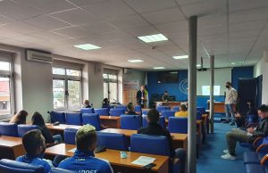 Potpisani ugovori neformalnih grupa sa Fondacijom Mozaik