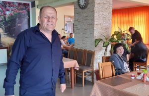 Ramiz Zmaj upriličio ručak za članove Centra Vrati mi osmjeh Živinice