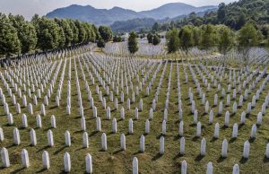 Sirene u znak sjećanja na Srebrenicu