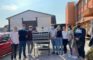 Živinički gimnazijalci u solarnoj sušari sušili voće