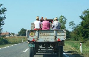 Poljoprivredni strojevi u saobraćaju
