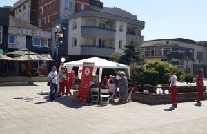 Crveni križ grada Živinice obilježio je Nedjelju Crvenog križa i Crvenog polumjeseca.