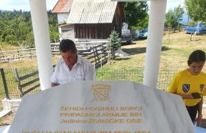 Otkriveno spomen obilježje Živiničkim osama u Kruševu