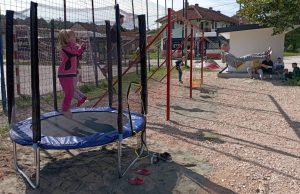 Otvorena dječija igrališta u Repuhu i Baricama