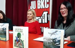Gradska biblioteka Živinice promovirala zbirku poezije “Vode su uvijek duboke”.