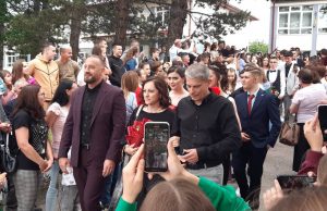 Maturanti OŠ Đurđevik u petak upriličili defile i matursku zabavu