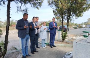Predstavnici Gradske uprave Živinice odali počast žrtvama masakra na Karauli