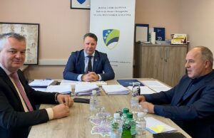 Potpisani ugovori za rješavanje problema vodosnabdijevanja i uređenja zapuštenog zemljišta na području Živinica