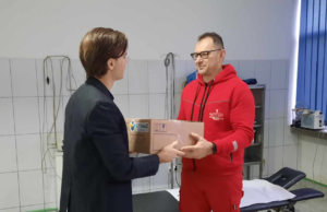 Članovi UG “Etihad” Hitnoj službi DZ Živinice uručili portabilni aspirator