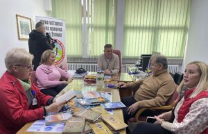 JU Prva OŠ: Donacija knjiga za školsku biblioteku