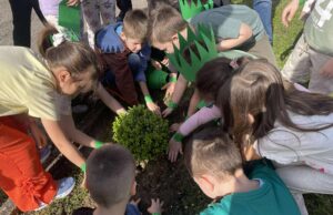 U JU Dječije obdanište Živinice obilježen Dan planete zemlje