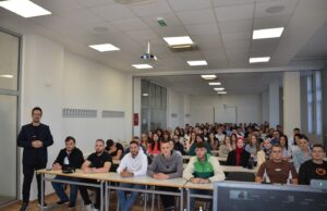 Na Univerzitetu FINRA Tuzla u toku je upis na sva tri ciklusa studija u akademsku 2025/2026. godinu