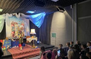 Predstava “Djed Mirko i čarobne bajke” odigrana za polaznike PPU “Mery Isabel”