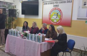U Prvoj osnovnoj školi Živinice promovisana knjige ˝Tišina u meni preglasno jeca˝ Adne Omerović