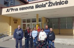 BIHAMK poklonio bicikl „Prvoj osnovnoj školi“ Živinice – podrška djeci i edukaciji u saobraćaju