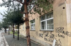 U toku radovi na izgradnji pješačke staze glavnom ulazu Prve OŠ Živinice